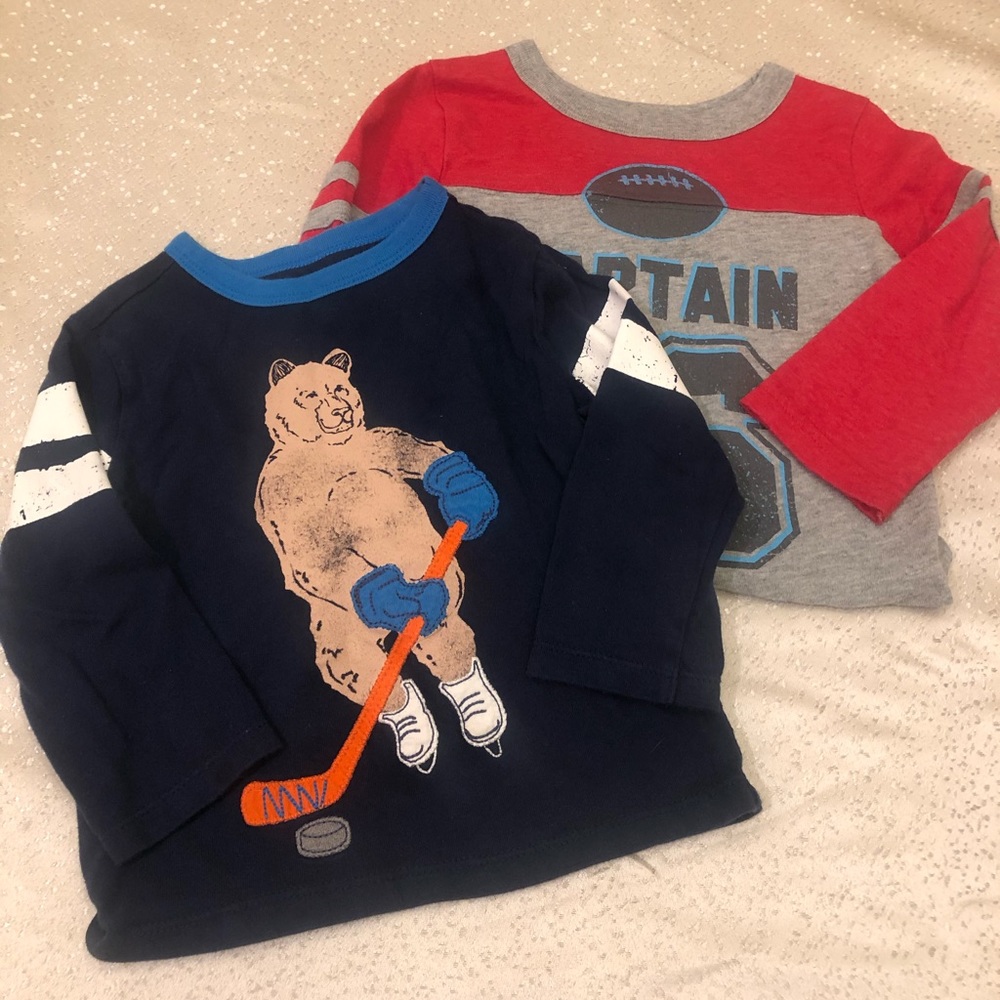 Toddler 2T athletic long sleeved shirts